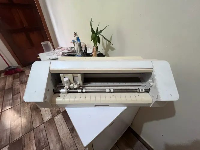 Máquina de corte Cameo 4