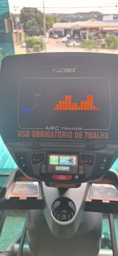 Arc Trainer Cybex Seminovo