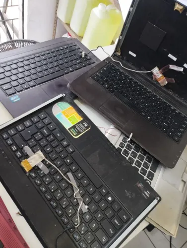 Carcaças e teclado de notebook positivo (a partir de R$ 15,00)