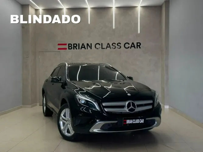 Mercedes-Benz GLA-200 GLA 200 Night 1.6. TB 16V Flex Aut. 2017
