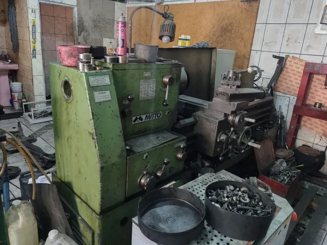 Vendo torno mecânico MITTO