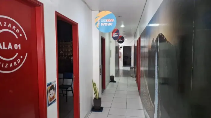 Ponto comercial com 11 salas, área comercial na Cidade Nova 1 - Manaus - AM