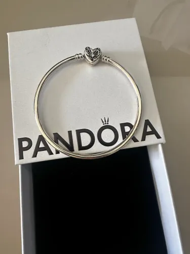 Bracelete rígido Pandora 