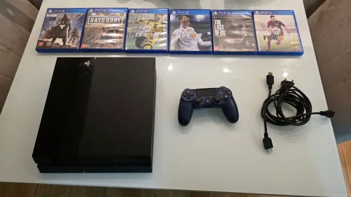 Vídeo Game PS4 em perfeito estado de conservação.