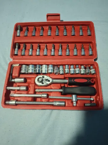 Caixa de ferramentas com 46 pcs