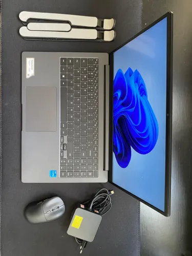 Samsung Galaxy Book2 i5 12ª Geração + Kit de Acessórios