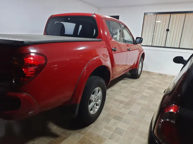 Vendo Caminhonete L200 Triton