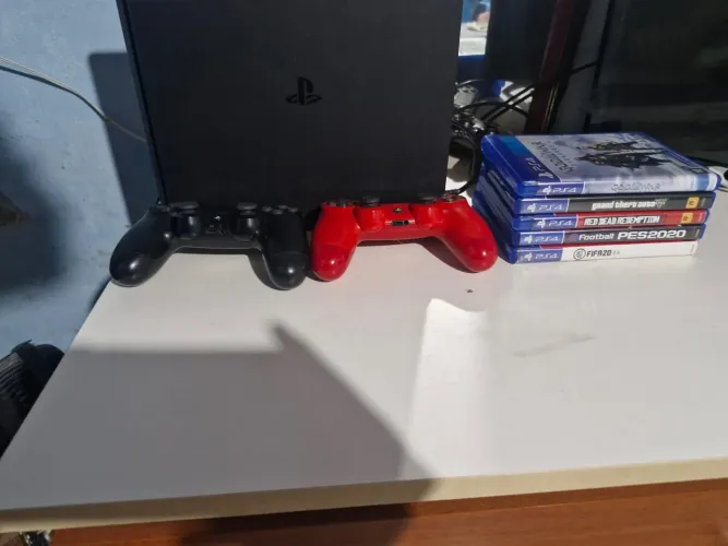 Ps4 slim 1 tera 
