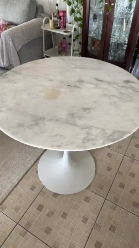 Mesa de mármore