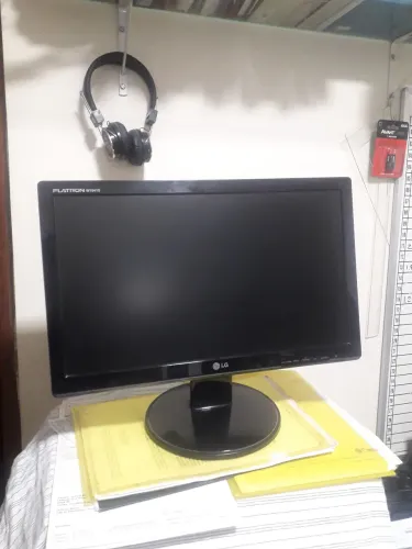 Monitor LG 19p Flatron W1941S