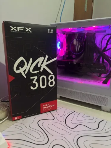 Placa de vídeo rx7600 triple fan da xfx edição quick 308 BLACK