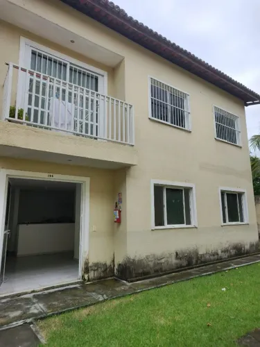 ALUGA-SE APARTAMENTO ? Aluguel: R$ 900,00 por mês ? Direto com o proprietário.
