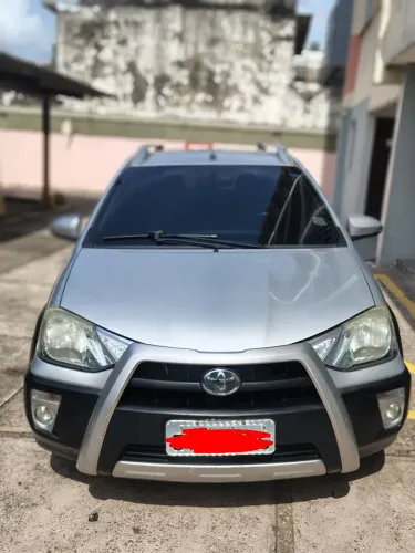 Toyota Etios Cross 1.5 Flex 16V 5P Mec. 2014