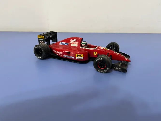 Ferrari F92A 1:18 Onyx 1992 - Para Restauração | F1 Original