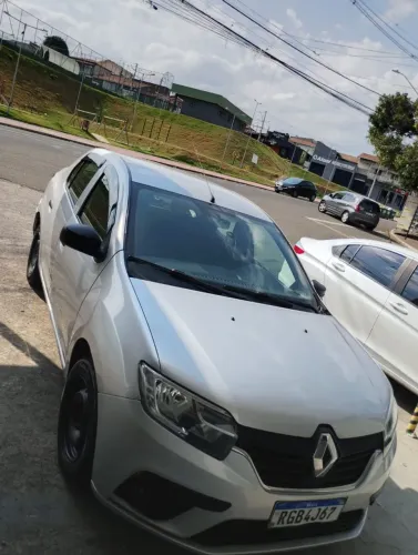 Renault Logan Life Flex 1.0 12V 4P Mec. 2021