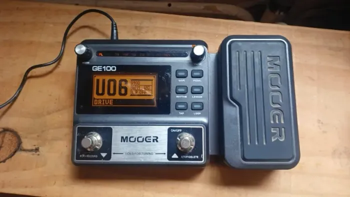 Pedaleira Mooer GE100