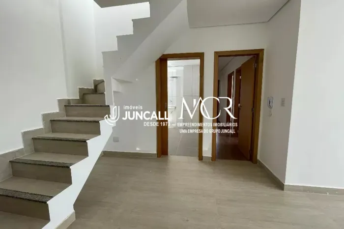 Cobertura de 3 quartos e 4 vagas de garagem a venda no bairro Nova Suiça!