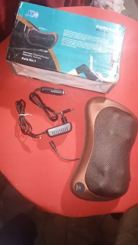 Massageador tipo almofada SHIATSU para uso em casa ou no carro