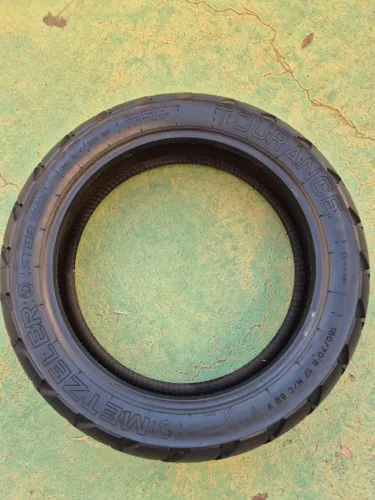 Par de Pneus Metzeler Tourance 150/70-17 e 100/90-19 (Fabricação 2023 - Seminovo)