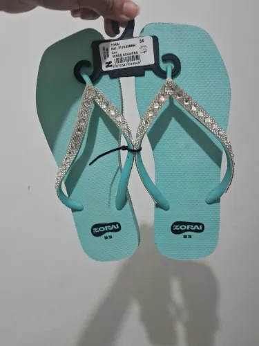 Troco ou vendo Chinelo novo com strass 36