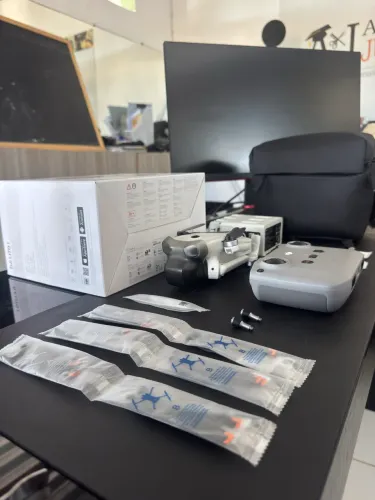 DJI Lito 1 Fly More Combo 4K + RC-N3 + 3 Baterias | Apenas 2 Usos