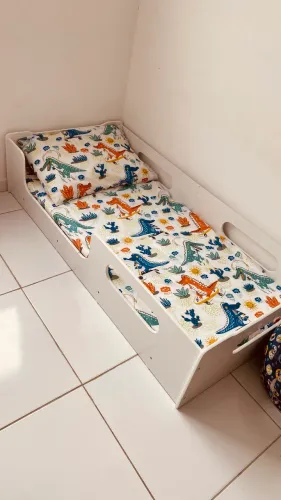 cama infantil com colchão