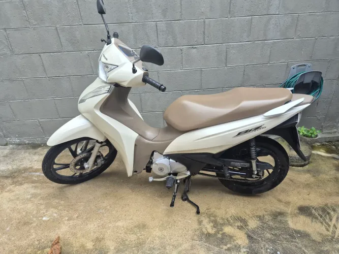 Honda Biz 125 2023