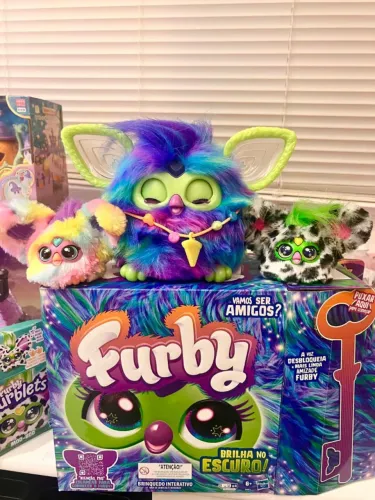 Lote de Furby fala em português 3 furbys funcionando como novos