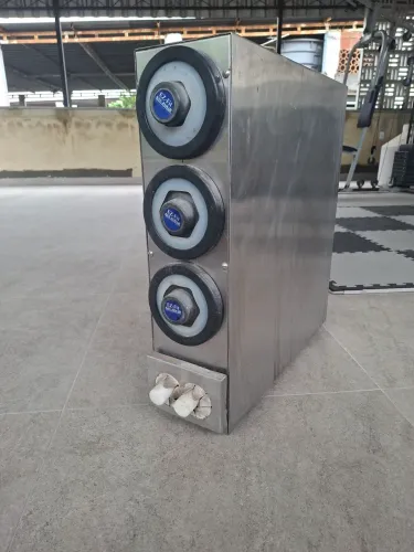 Dispensador de copos triplo e Casquinha dupla