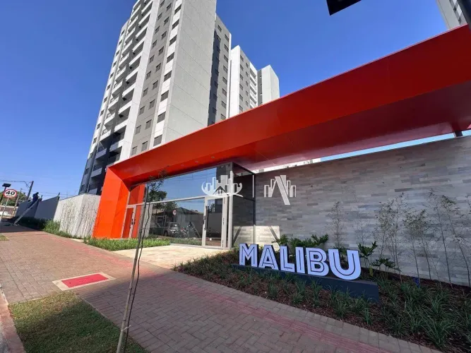 Apartamento Edif. Malibu no com 2 Quartos para alugar, 64 m² por R$ 3.350/mês - Aurora - L