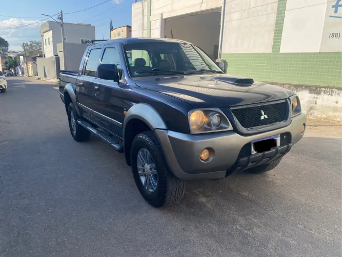 Mitsubishi L200 Outdoor GLS 2.5 4X4 CD TDI Diesel 2009