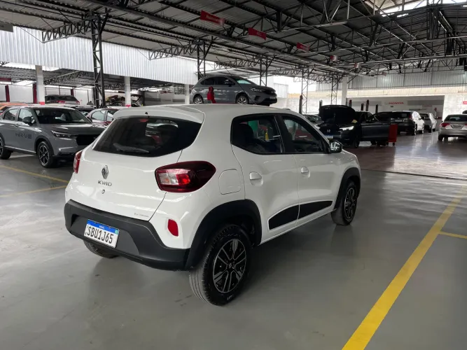 Renault Kwid Intense 1.0 Flex 12V 5P Mec. 2023