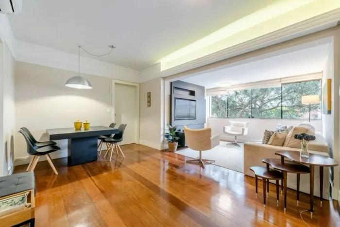 Apartamento no Petrópolis com 2 dormitórios e 1 vaga
