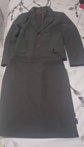 blazer e saia marca Gregory 