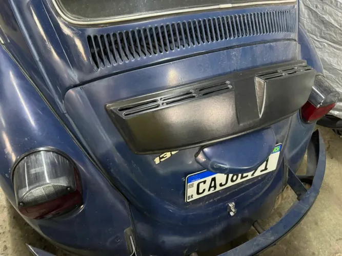 Scoop Fusca em plástico, emblemas em metal