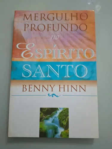 Coleção de livros de cristãos de autores famosos são 150 livros