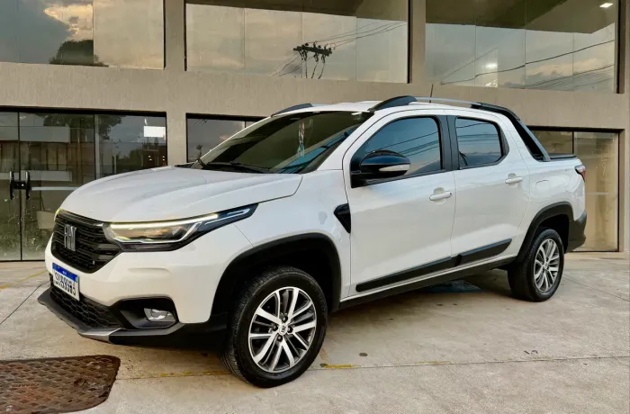 Fiat Strada Volcano 1.3 Flex 8V CD Aut. 2023