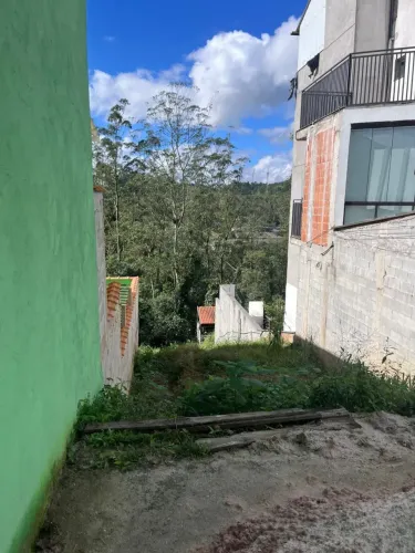 Terreno para venda tem 307 metros quadrados em Suíssa - Ribeirão Pires - SP