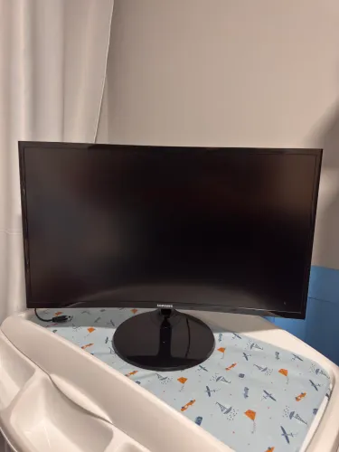 MONITOR SAMSUNG CURVO 27polegadas 60Hz