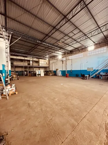 Alugo galpao 650,00m2 Vitoria ES