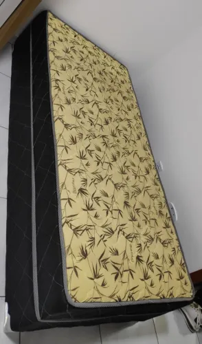 cama de solteiro à venda