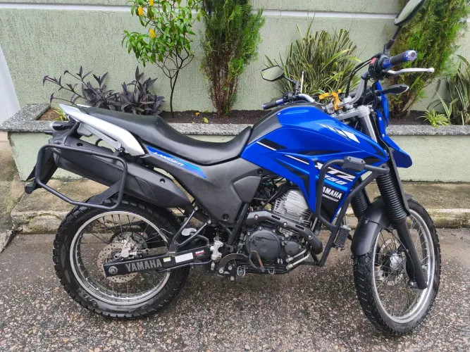 Moto muito nova