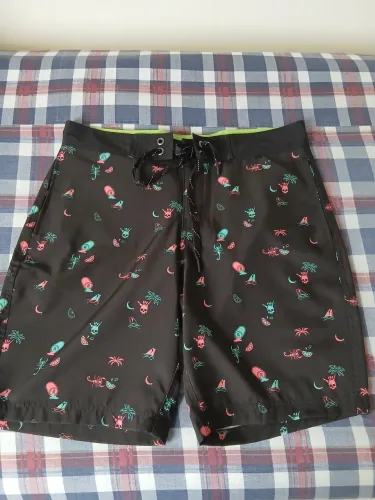 Bermuda surf Renner