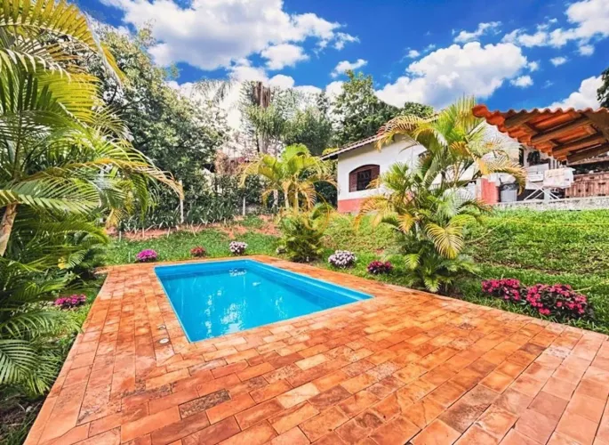 Chácara com 4 quartos à venda, 1225 m² por R$ 695.000 - Portão - Atibaia/SP