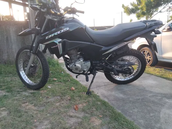 Bros 160 14.500 estado de nova