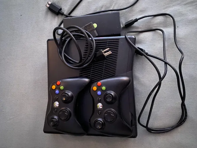 Vendo Xbox 360