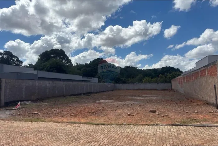 Lote de 1.000m² à venda no Park Way Quadra 5 Conjunto 14 Condomínio Exclusivo