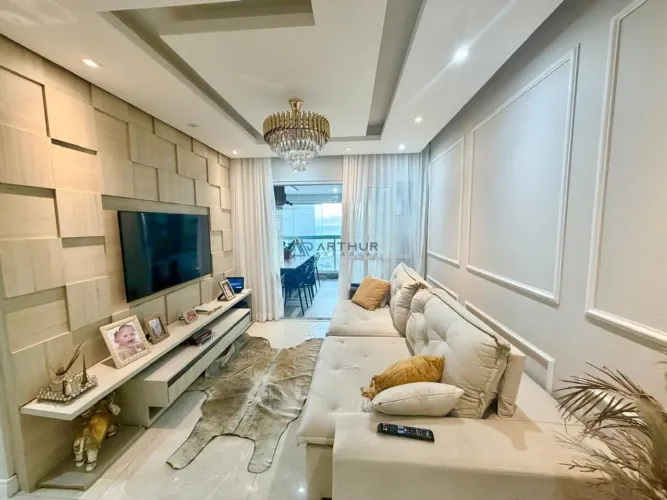 Apartamento à venda em Praia Grande no Boqueirão com 3 dormitórios e lazer