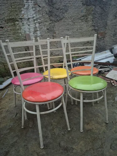 Cadeiras para festa, copa , área de lazer, assento acolchoado