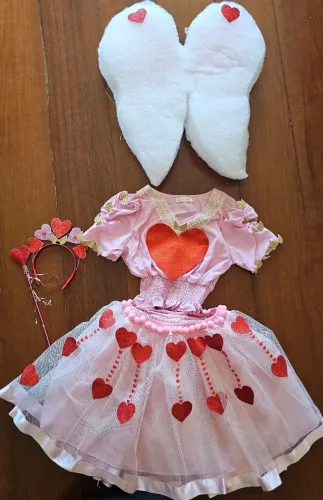Fantasia Luxo Cupido